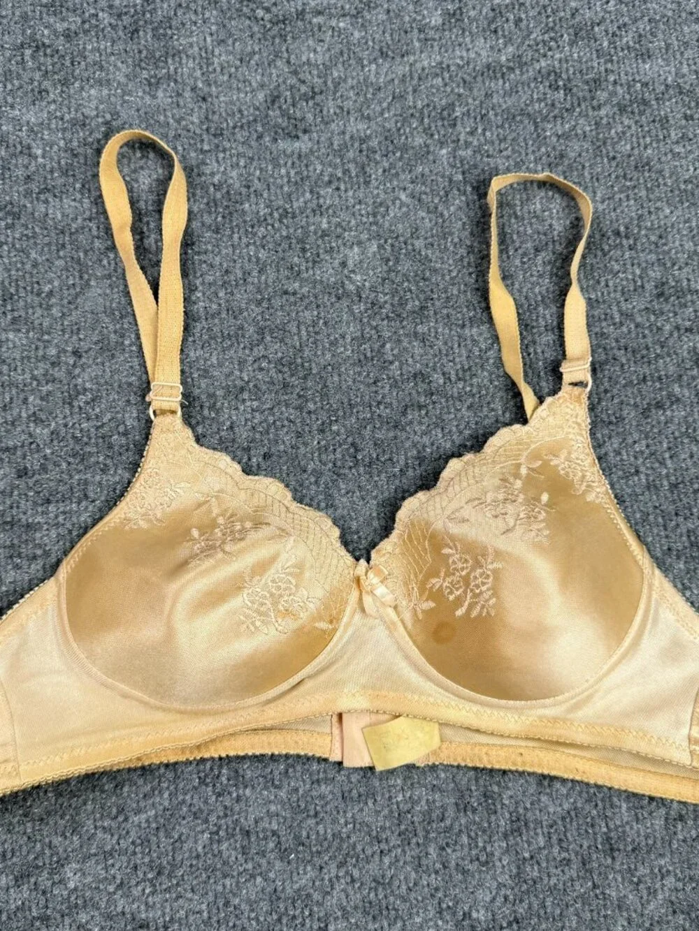 Vintage Tan Embroidered Underwire Bra Size M Satin Lace Lingerie As-Is